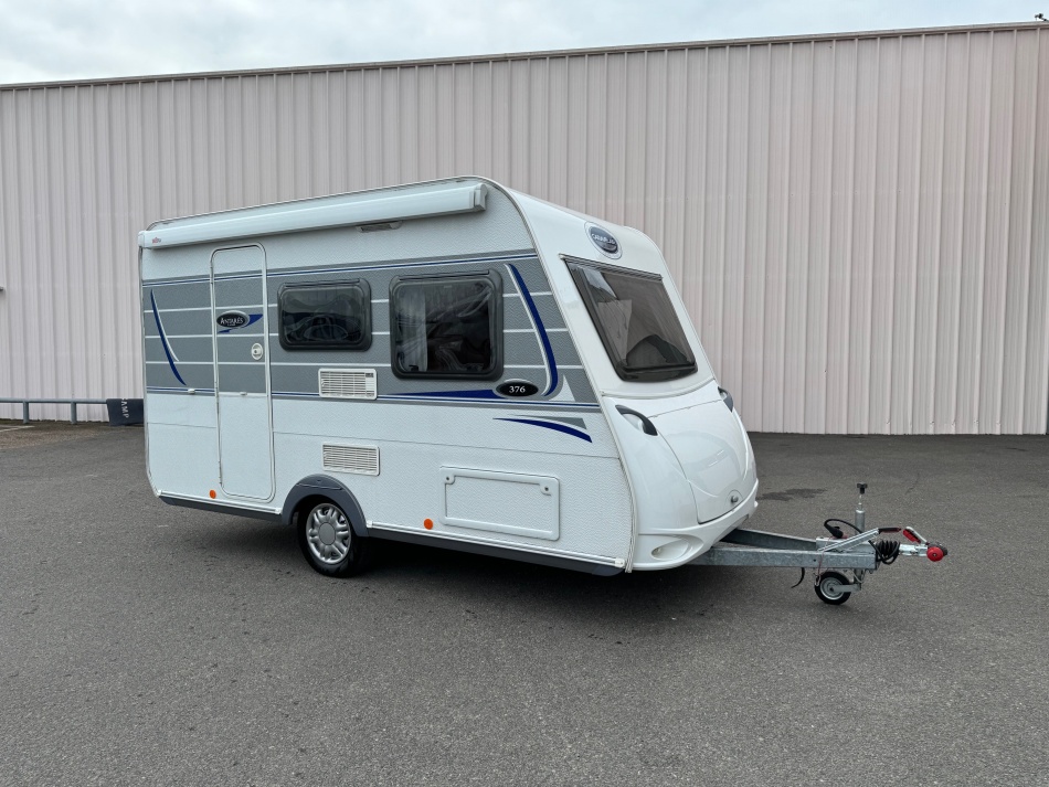 caravane CARAVELAIR ANTARES LUXE 375 modèle 2015