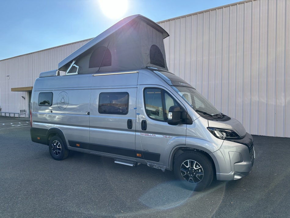 camping car CAMPEREVE MAGELLAN 746 AIR SAPHIR modèle 2025